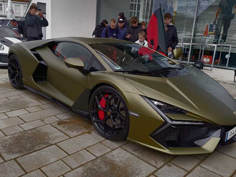 Lamborghini Aventador (2024) spotted in Sindelfingen, Germany