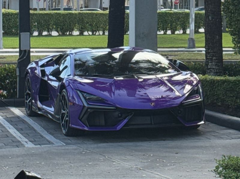 Lamborghini Sian spotted in Hamīrpur