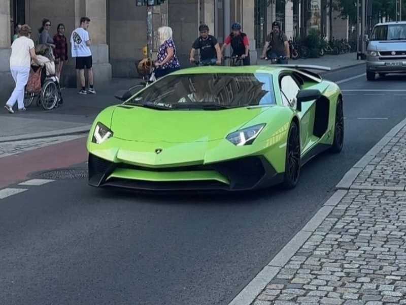 Lamborghini Aventador spotted in Dresden