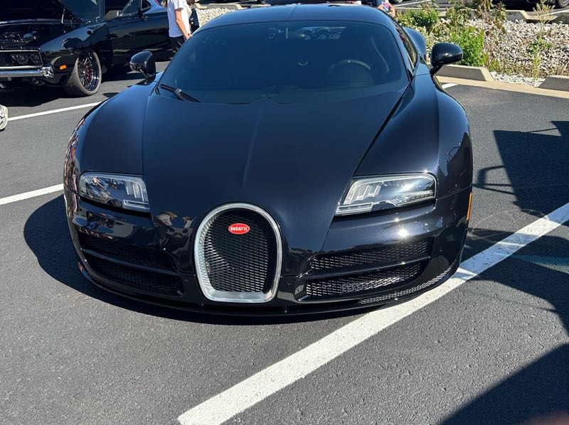 Bugatti Veyron spotted in St. Louis