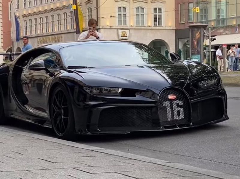 Bugatti Chiron spotted in Munich