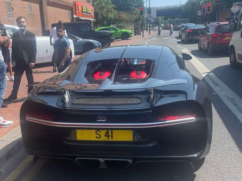 Bugatti Chiron spotted in Luton