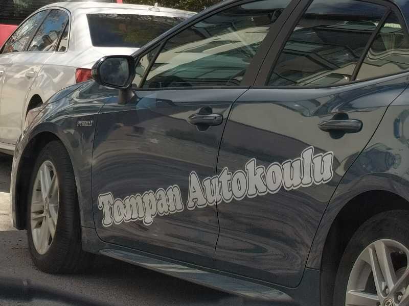 Toyota AurIS (2010) spotted in Turku, Finland