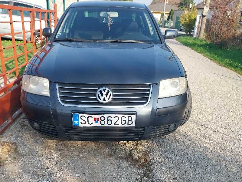 Volkswagen Passat (2005) spotted in Bratislava, Slovakia
