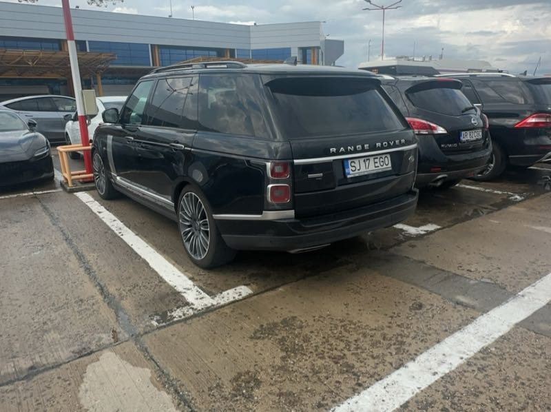 Land Rover Range Rover (2022) spotted in Cluj-Napoca, Romania