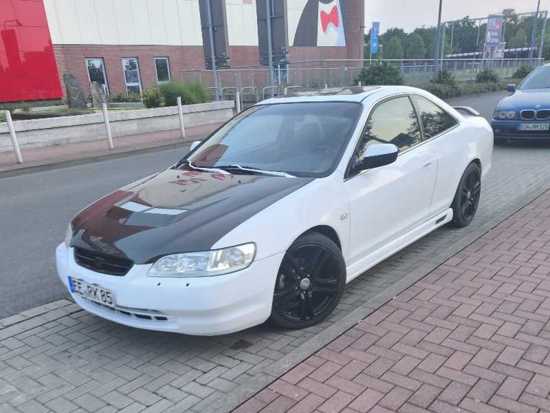 Honda Accord (2000) spotted in Dresden, Germany