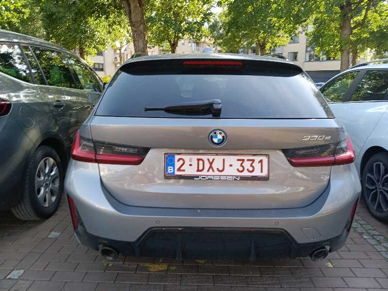 BMW 330e spotted in Brugge