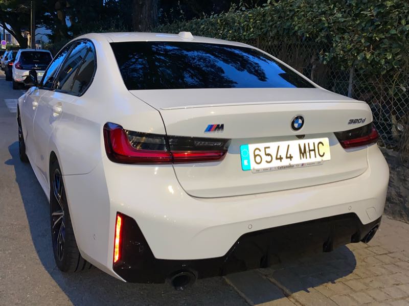 BMW 320d spotted in Saint-Nazaire