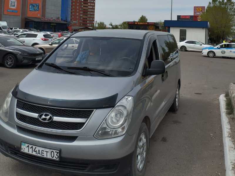 Hyundai H-1 spotted in Qarsaqbay
