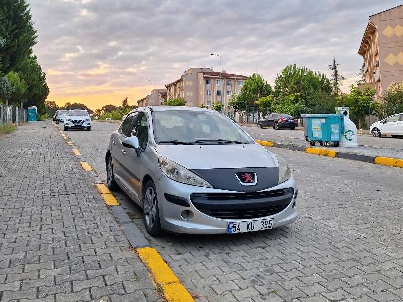 Peugeot 207 spotted in Adapazarı