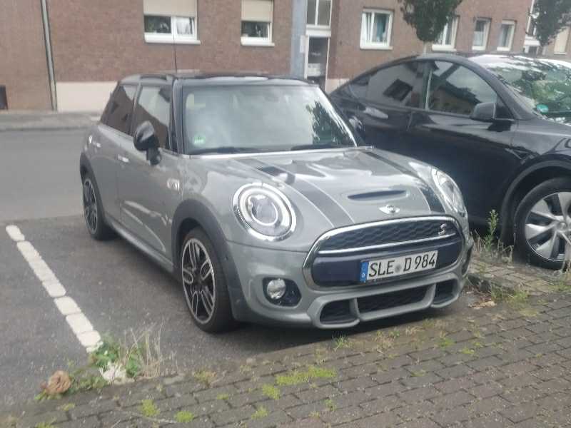 Mini Cooper S (2020) spotted in Euskirchen, Germany