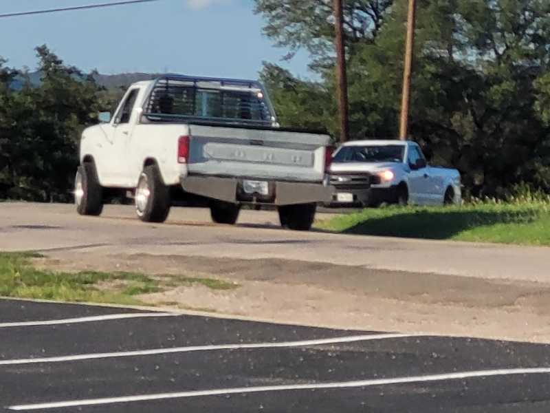 Ford F-150 (1992) spotted in Kingsland, United States