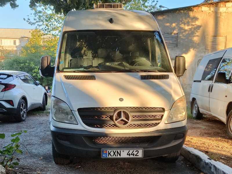 Mercedes-Benz Sprinter spotted in Edineţ