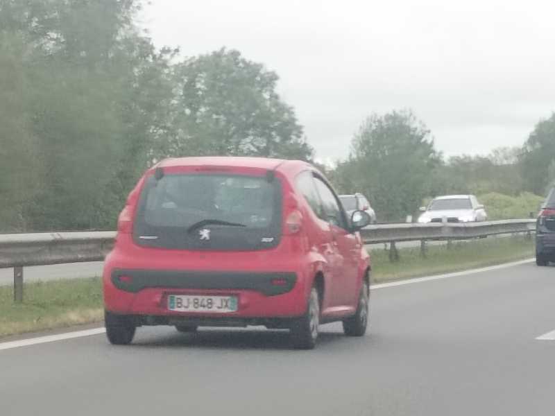 Peugeot 107 (2010) spotted in La Rochelle, France