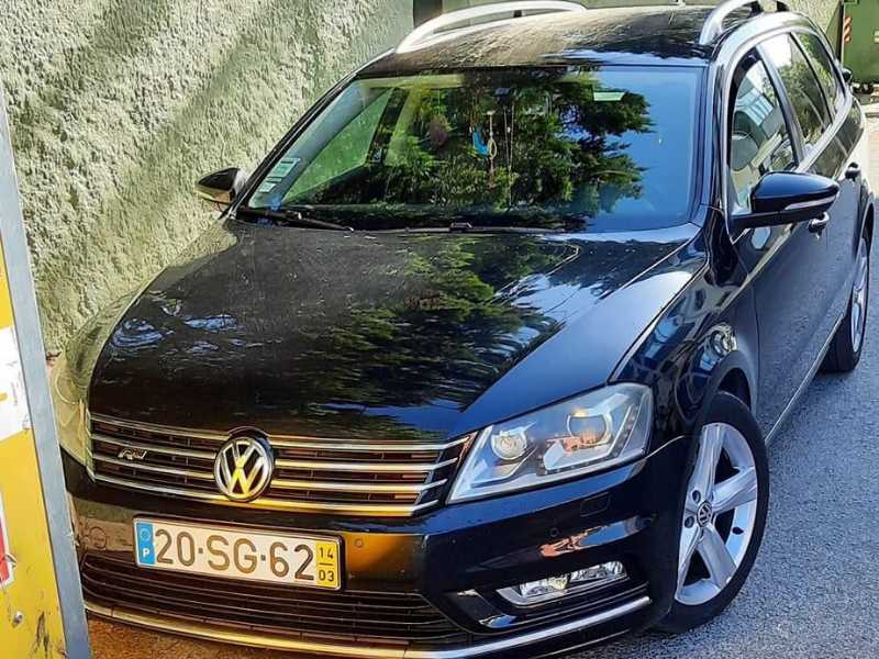 Volkswagen Passat spotted in Setúbal