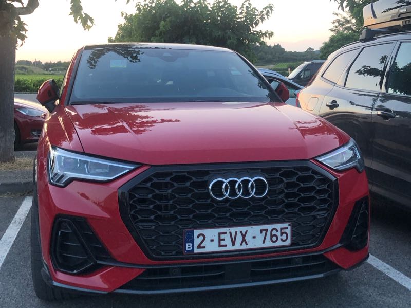 Audi Q3 spotted in Bagnols-sur-Cèze