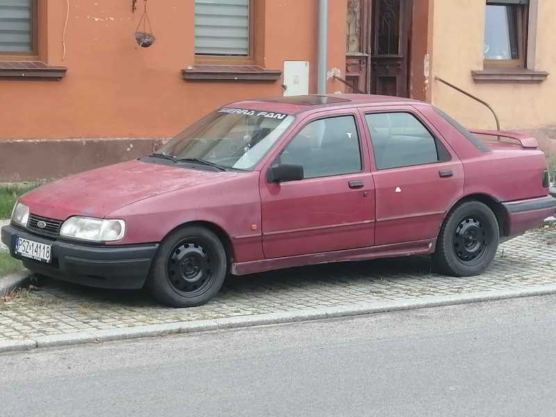 Ford Sierra spotted in Dobiegniew