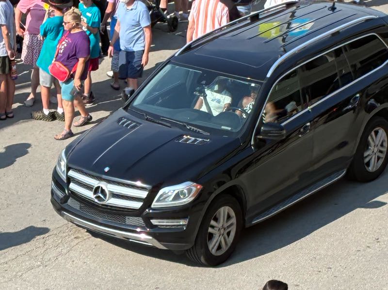 Mercedes-Benz GL-Class spotted in Kansas City