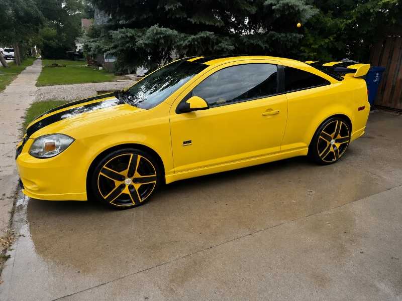 Chevrolet Cobalt SS (2005) spotted in Prelate, Canada