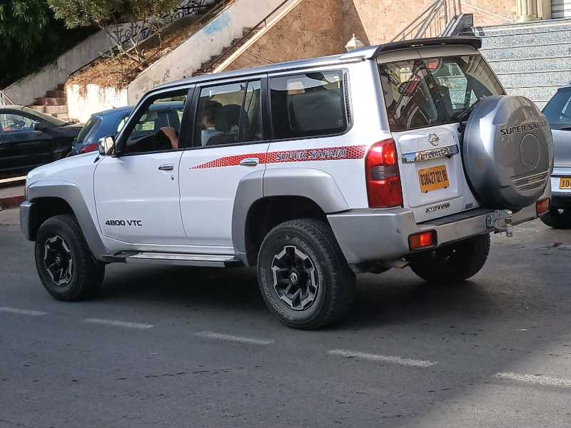 Nissan Patrol Super Safari spotted in Algiers