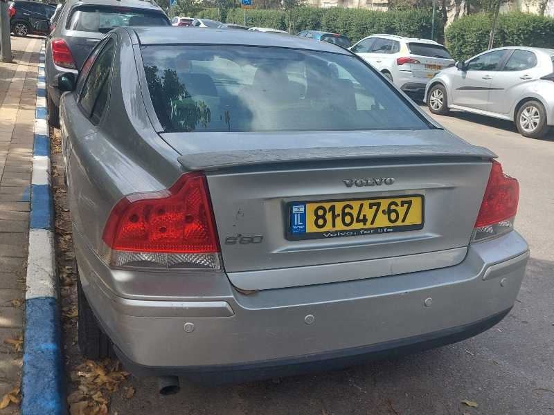 Volvo S60 spotted in Tel Aviv