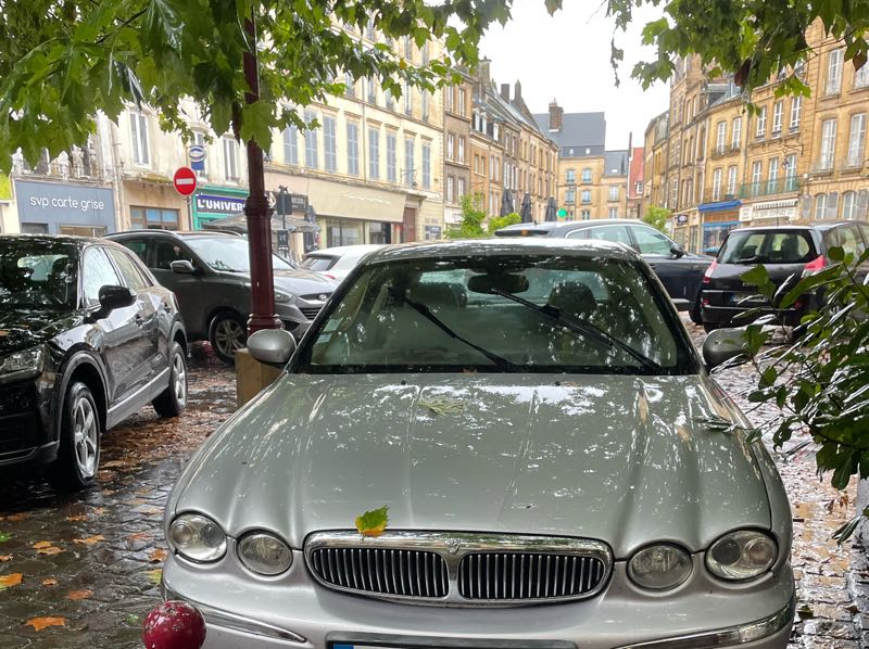 Jaguar X-Type spotted in Charleville-Mézières