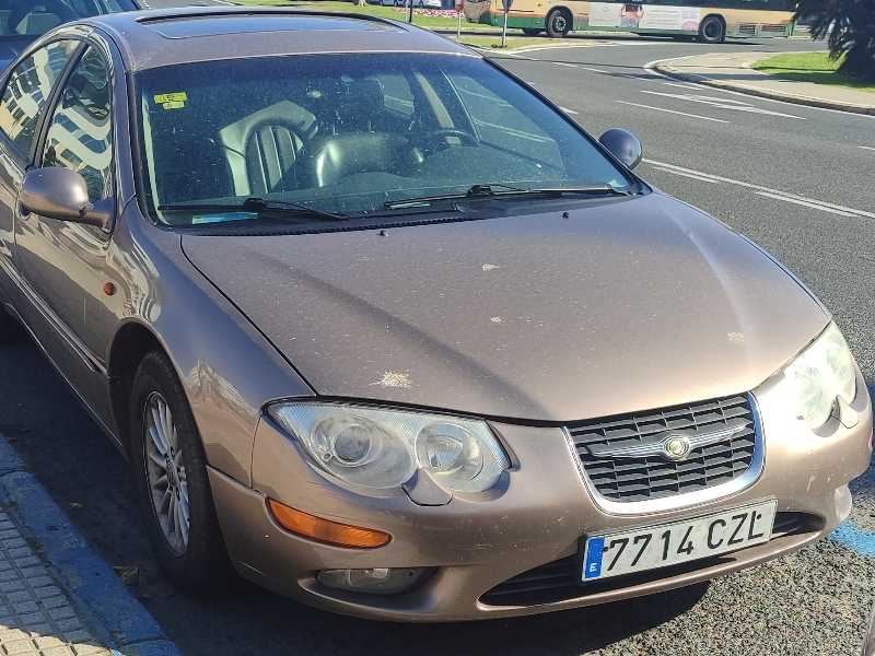 Chrysler 300M spotted in Cadiz