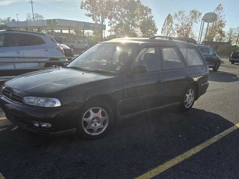 Subaru Legacy spotted in Clarksville