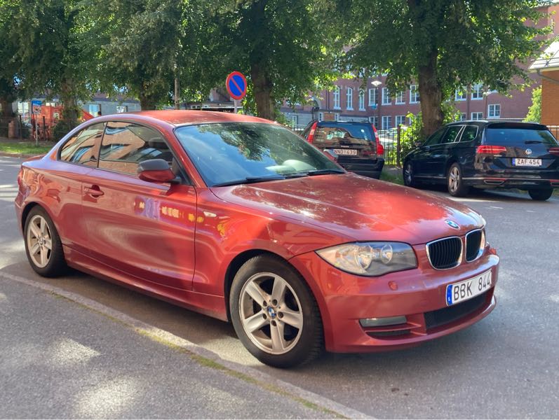 BMW 1 Series (2007) spotted in Gothenburg, Sweden
