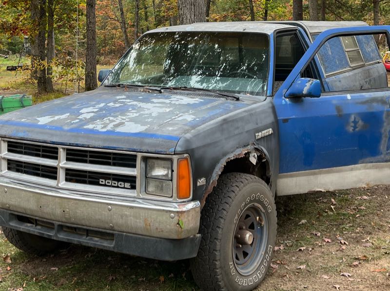 Dodge Dakota spotted in Shihezi