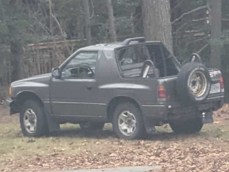 Isuzu Amigo (1998) spotted in Richmond, United States