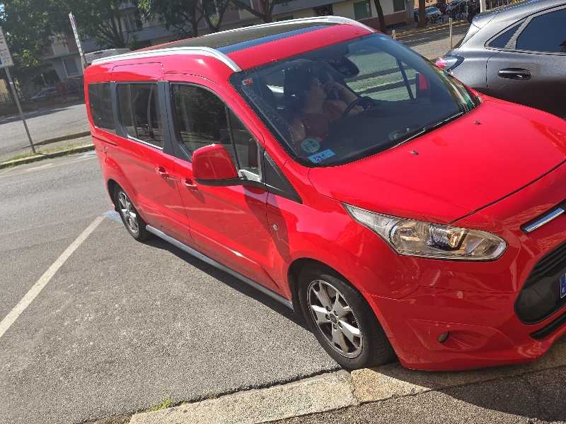 Ford C-MAX spotted in Florence