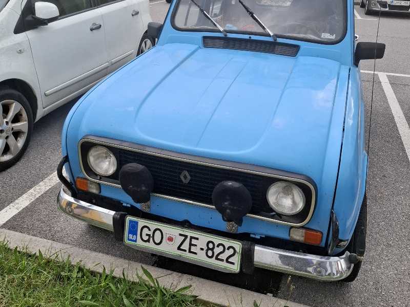 Renault 4 spotted in Ajdovščina