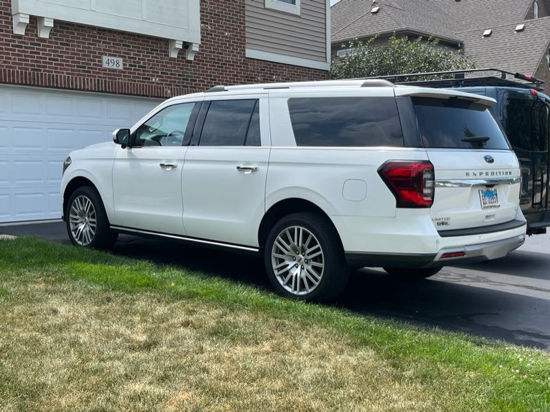 Ford Expedition spotted in Aurora