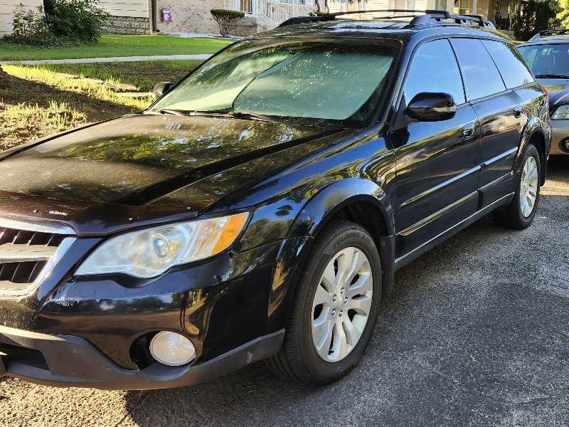 Subaru Outback spotted in Pratt