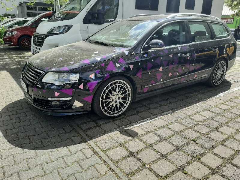 Volkswagen Passat spotted in Dresden