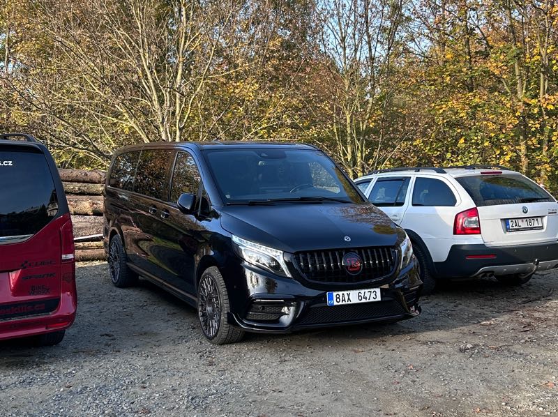 Mercedes-Benz V-Class spotted in Prague