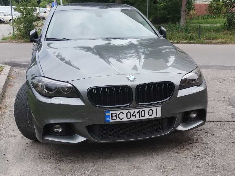 BMW 5 Series spotted in Lviv