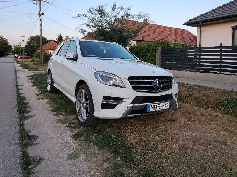 Mercedes-Benz ML-Class spotted in Dunaújváros