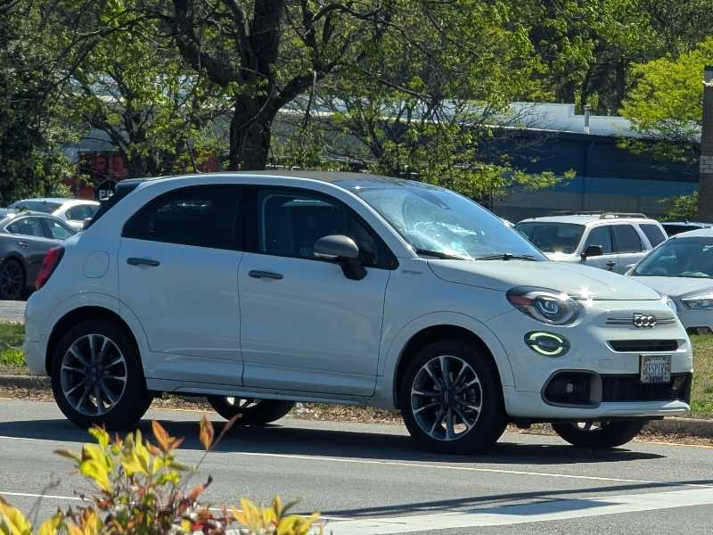 Fiat 500X spotted in Richmond