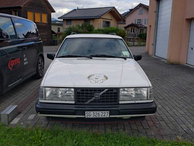 Volvo 240 spotted in Sankt Gallen