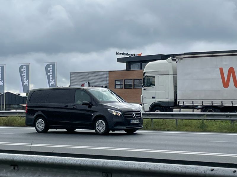 Mercedes-Benz V-Class spotted in Oss