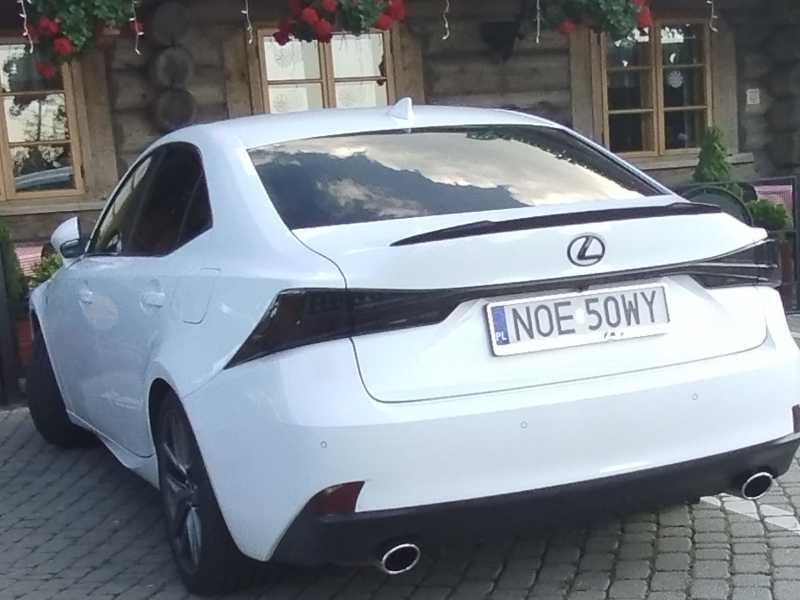 Lexus IS spotted in Wisła