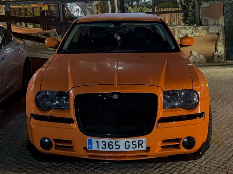 Chrysler 300C spotted in Lisbon