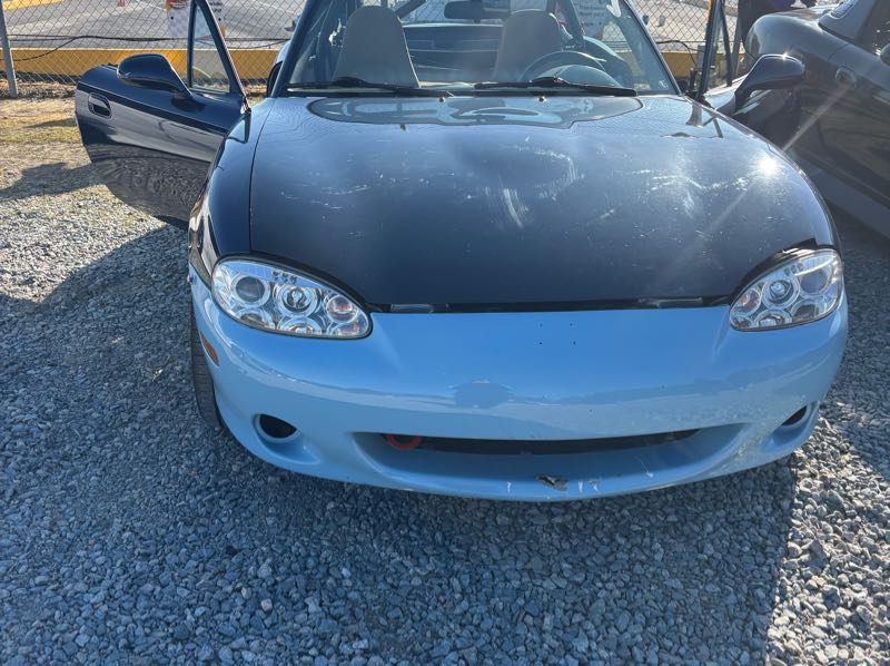 Mazda MX-5 Miata spotted in Kenly