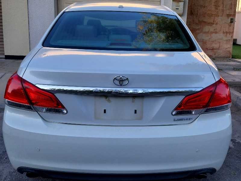 Toyota Avalon spotted in Al Jubayl