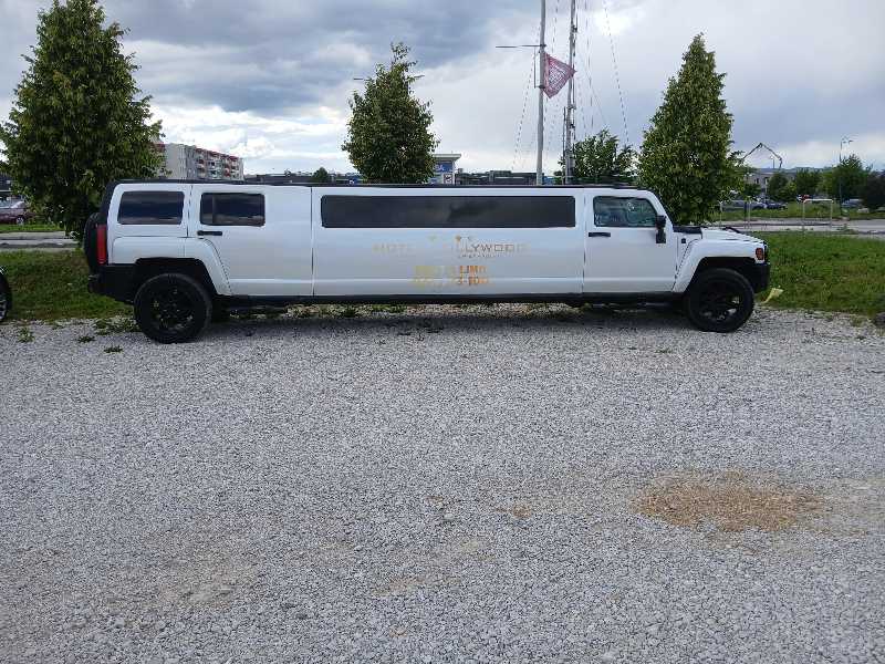 Hummer H2 Limo spotted in Sarajevo