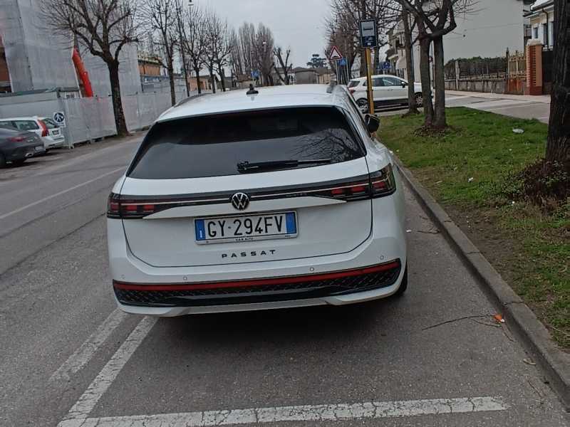 Volkswagen Passat spotted in Verona