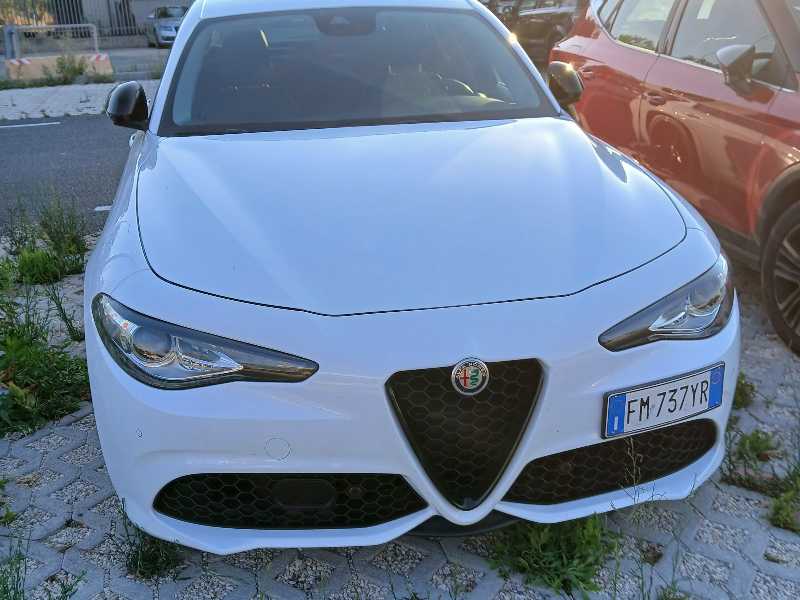 Alfa Romeo Giulia spotted in Porto San Giorgio