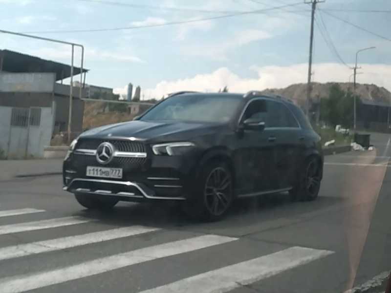 Mercedes-Benz GLE spotted in Tsovasar